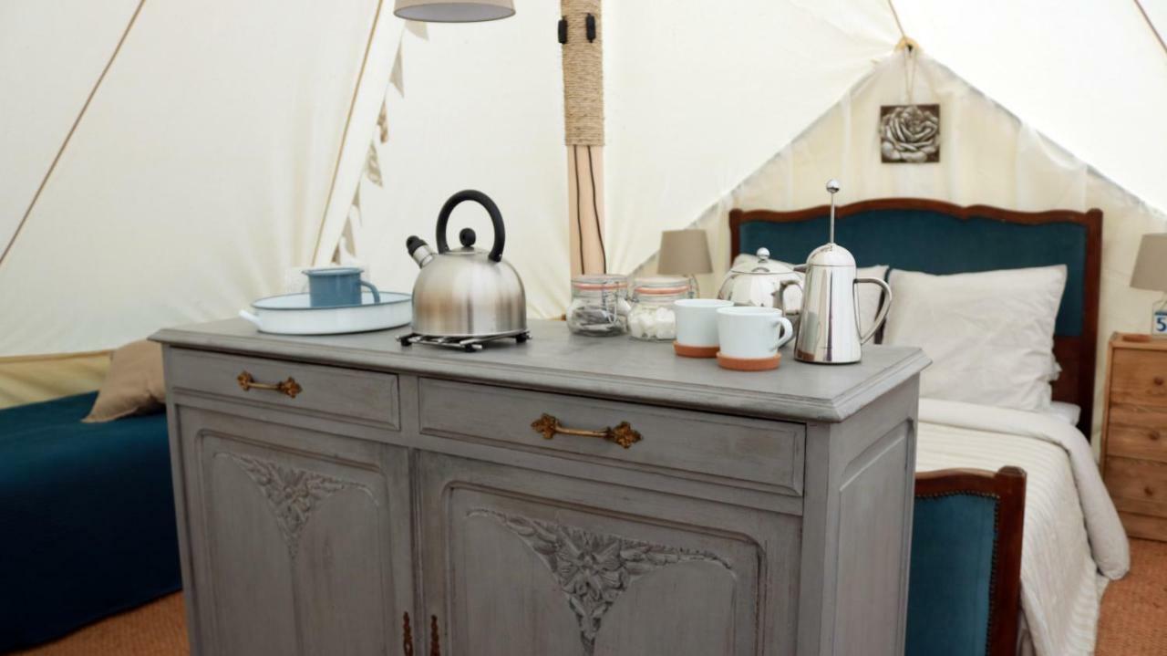 La Toile Sous Les Etoiles Hotel Charron  Ngoại thất bức ảnh
